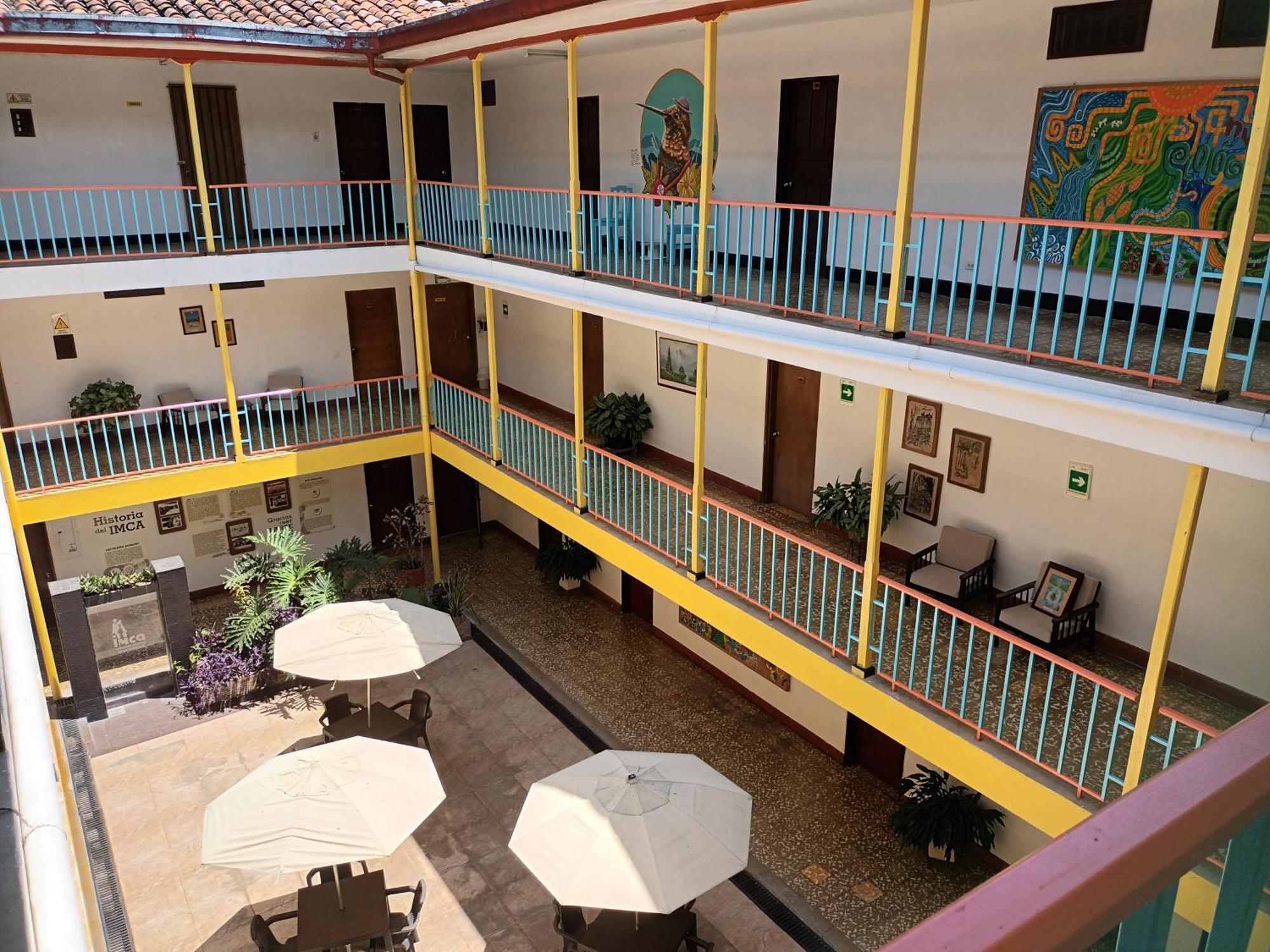 Imca Hotel Буґа Екстер'єр фото