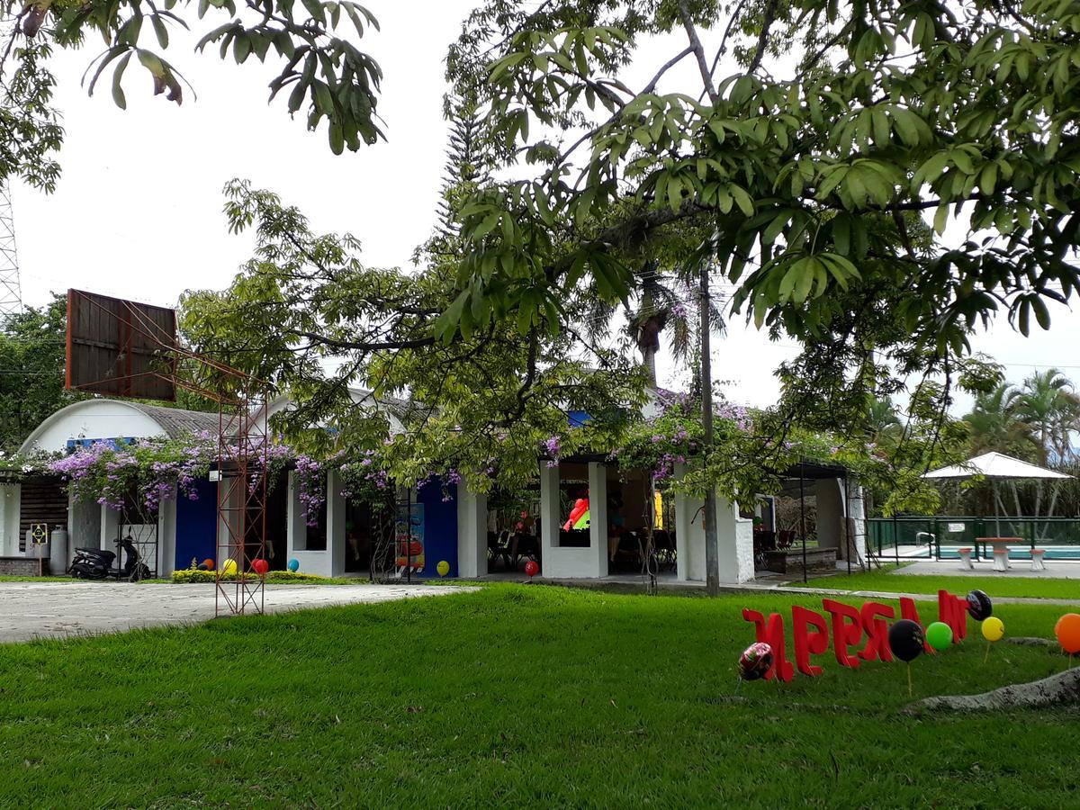 Imca Hotel Буґа Екстер'єр фото